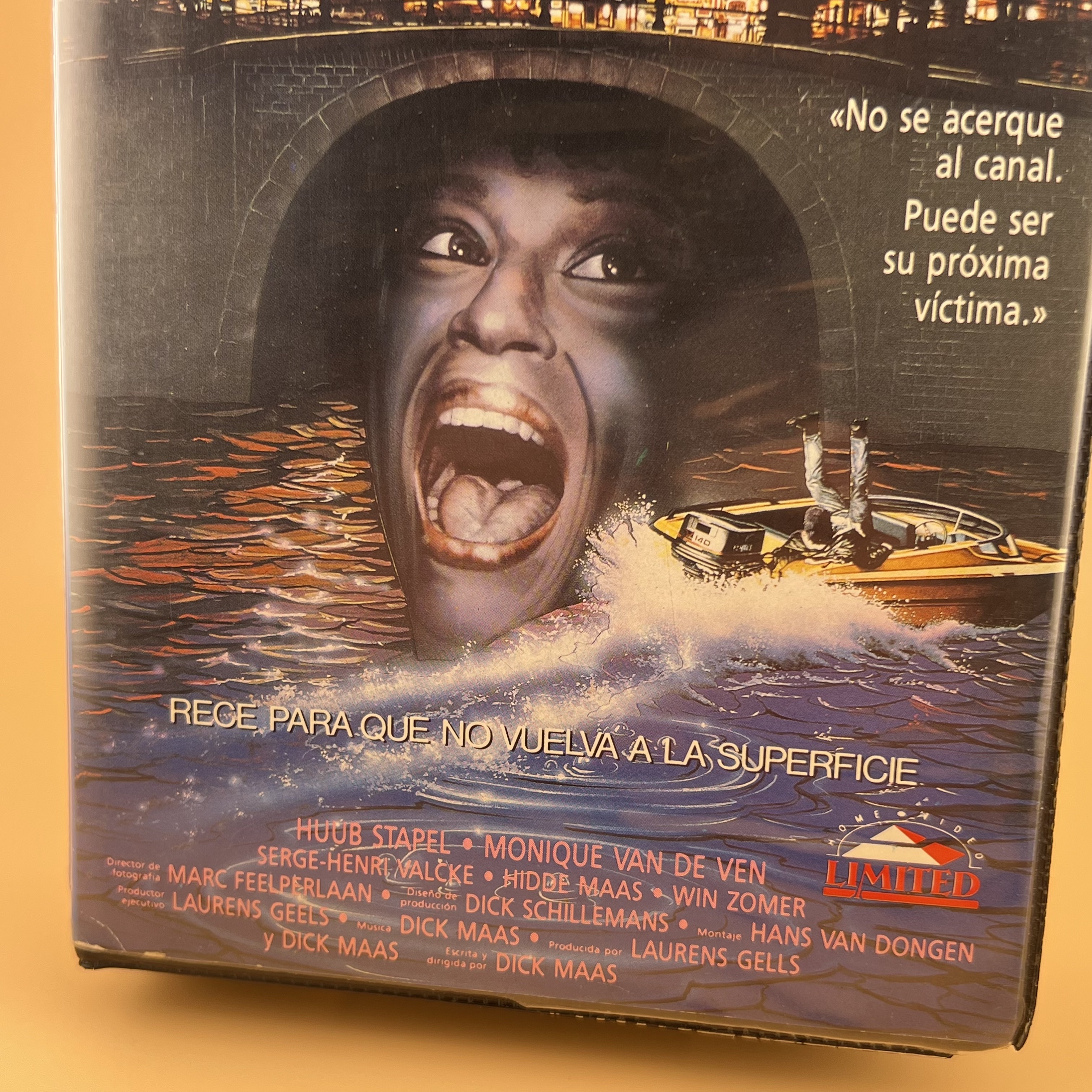 🎬​📼​ Amsterdamned: Misterio en los canales (Amsterdamned, 1988) — Edición VHS Videoclub (ESP 1990)